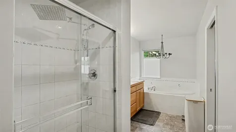 18637 172nd Place SE Renton WA 98058