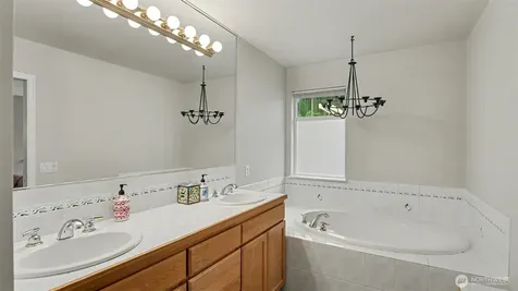 18637 172nd Place SE Renton WA 98058