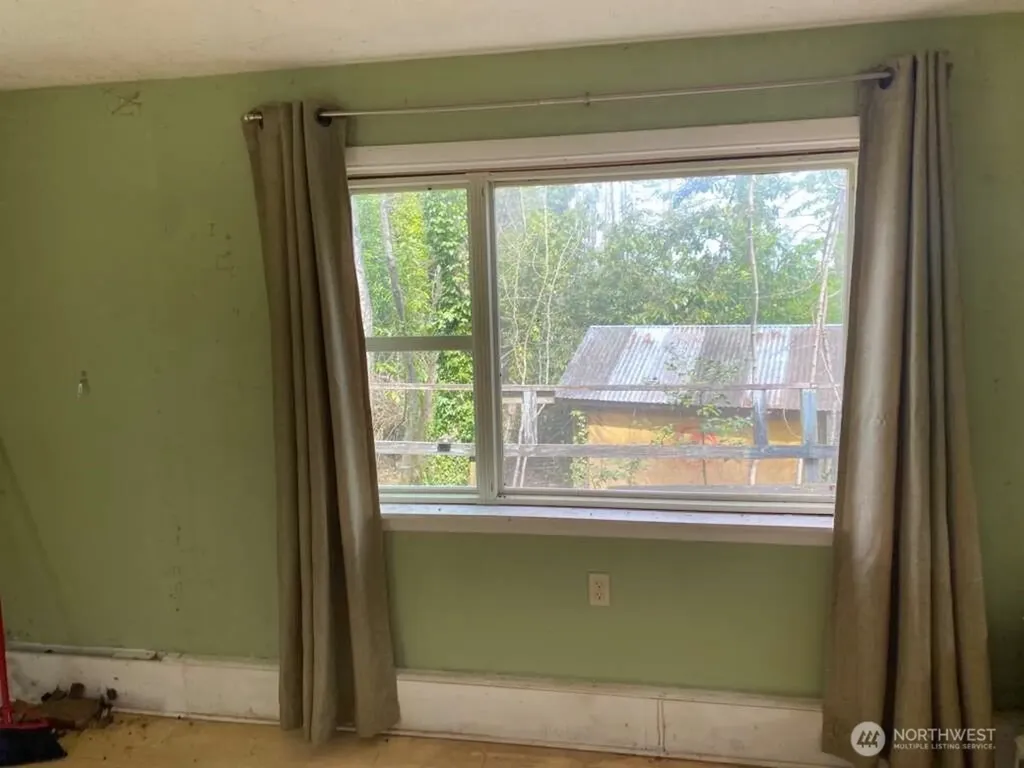 11420 103rd Avenue SW Vashon WA 98070