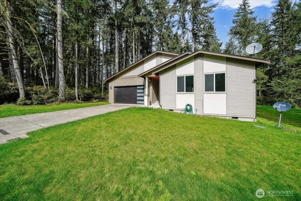 11714 Lake Place Anderson Island WA 98303