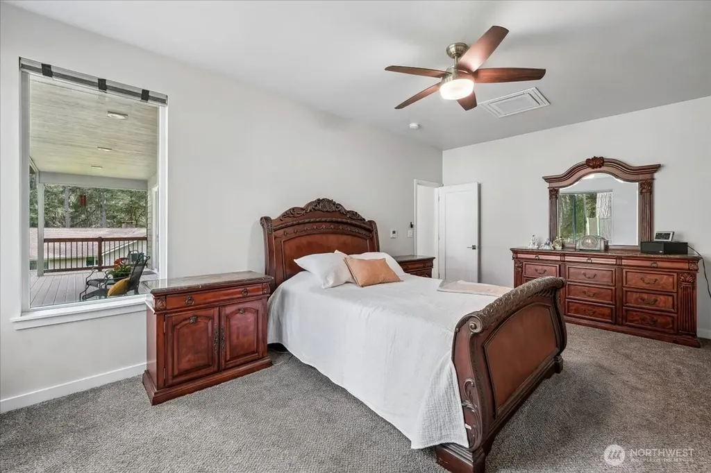 11714 Lake Place Anderson Island WA 98303