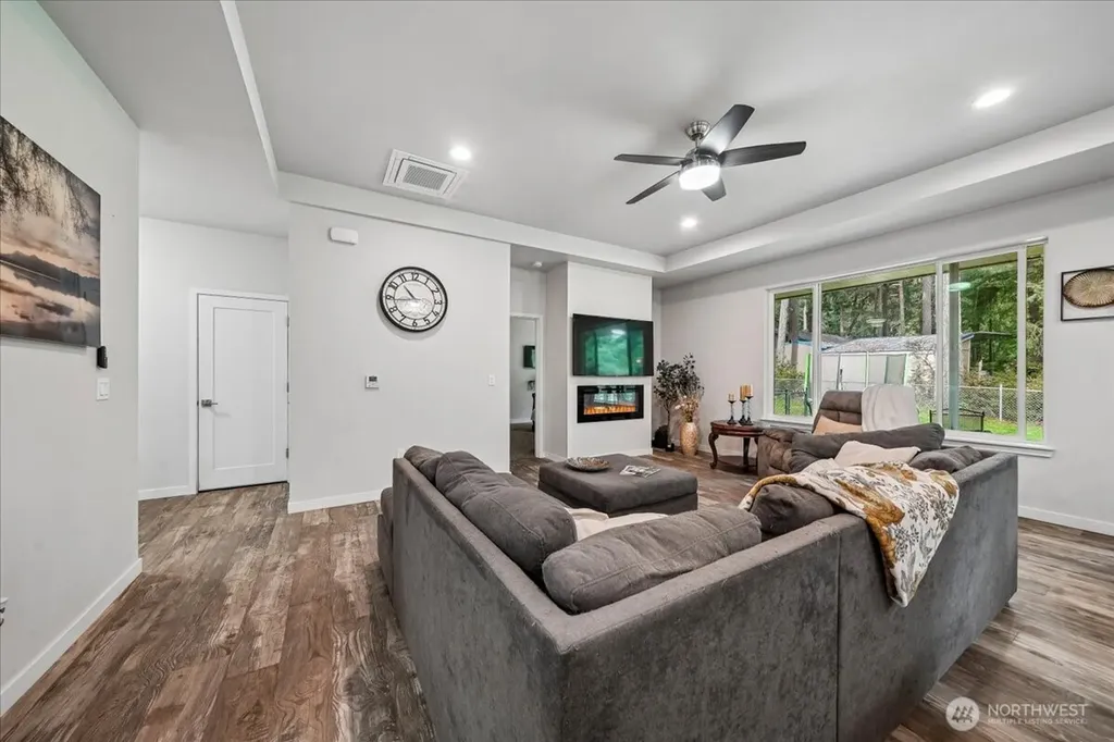 11714 Lake Place Anderson Island WA 98303
