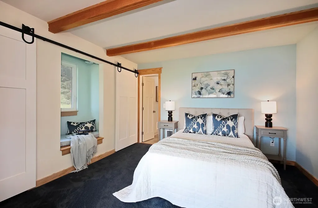 2977 North Bluff Road Greenbank WA 98253
