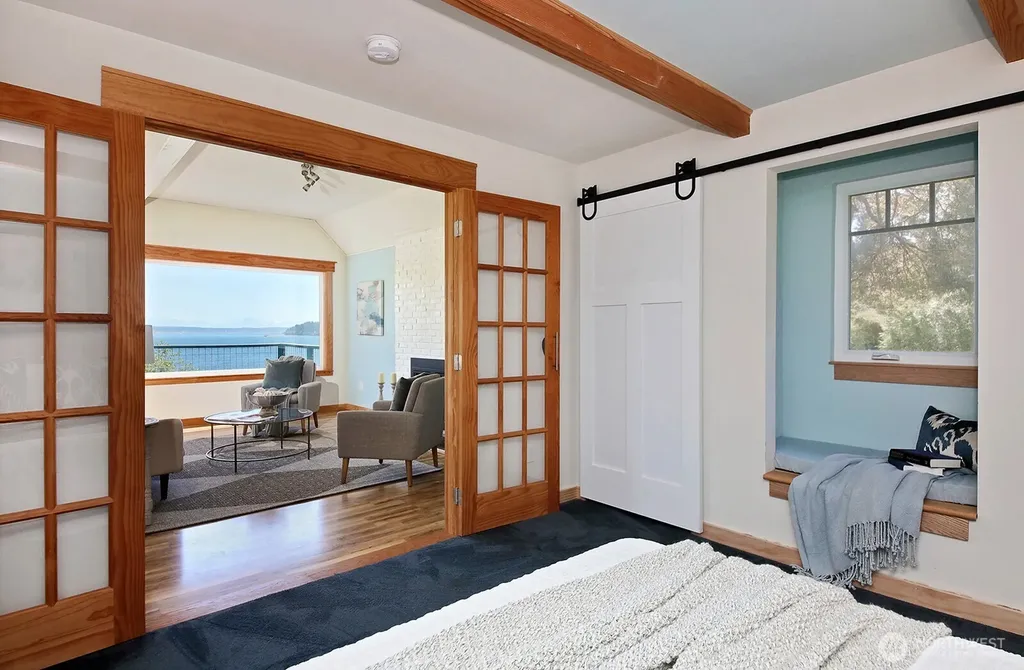 2977 North Bluff Road Greenbank WA 98253