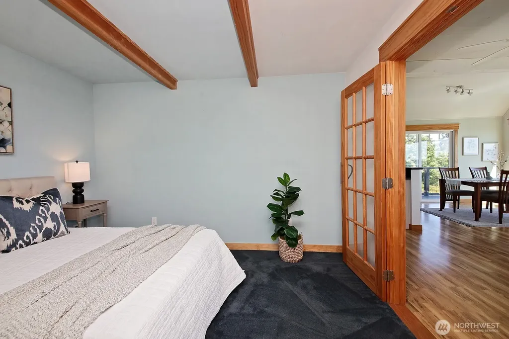 2977 North Bluff Road Greenbank WA 98253