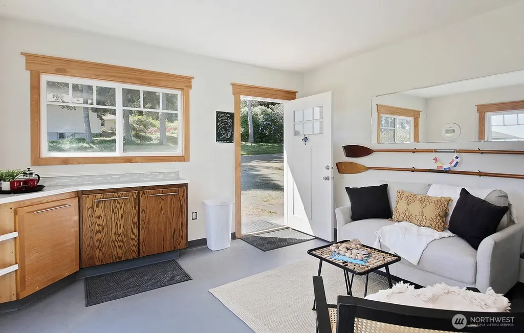 2977 North Bluff Road Greenbank WA 98253