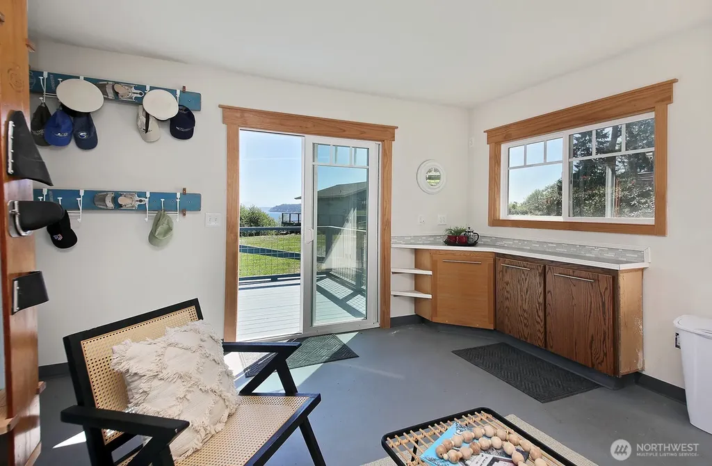 2977 North Bluff Road Greenbank WA 98253