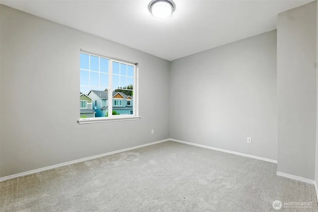 8622 187th Street Ct E Puyallup WA 98375