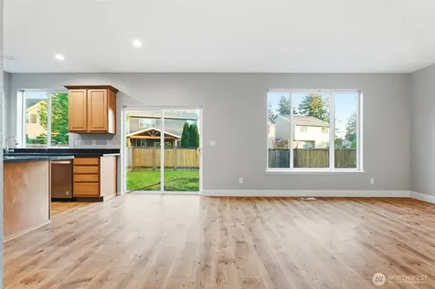 8622 187th Street Ct E Puyallup WA 98375