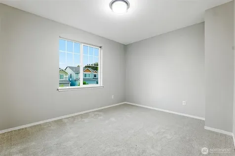8622 187th Street Ct E Puyallup WA 98375