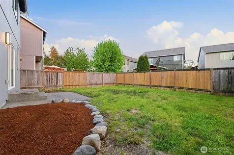 8622 187th Street Ct E Puyallup WA 98375