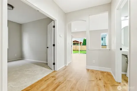 8622 187th Street Ct E Puyallup WA 98375