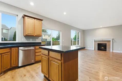 8622 187th Street Ct E Puyallup WA 98375