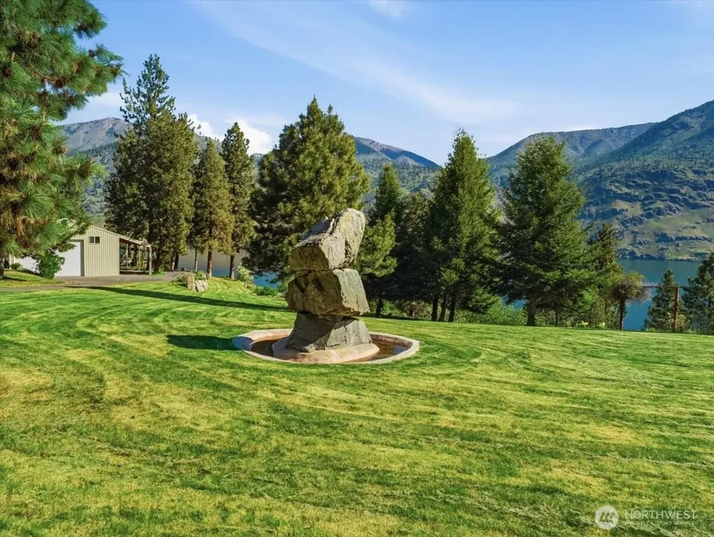 170 Hania Lane Chelan WA 98816