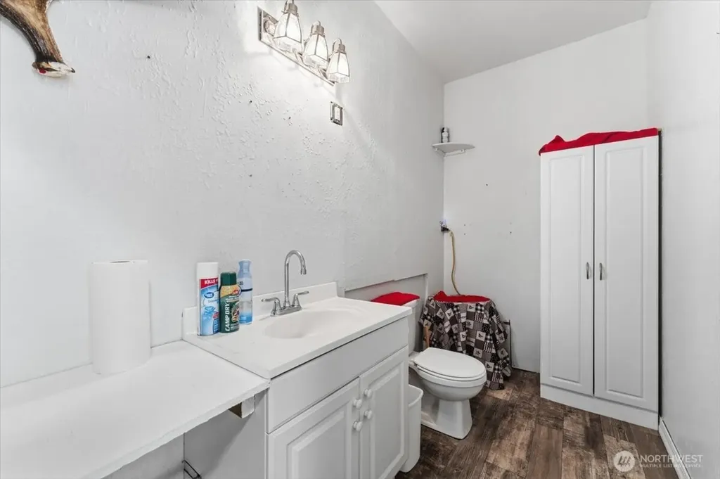 170 Hania Lane Chelan WA 98816