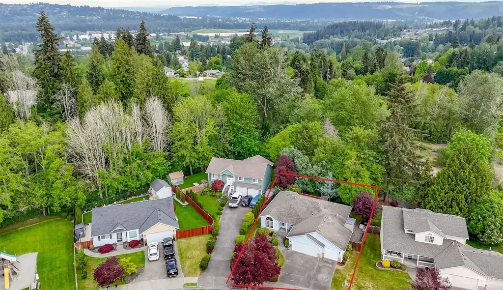 2109 22nd Street SE Puyallup WA 98372