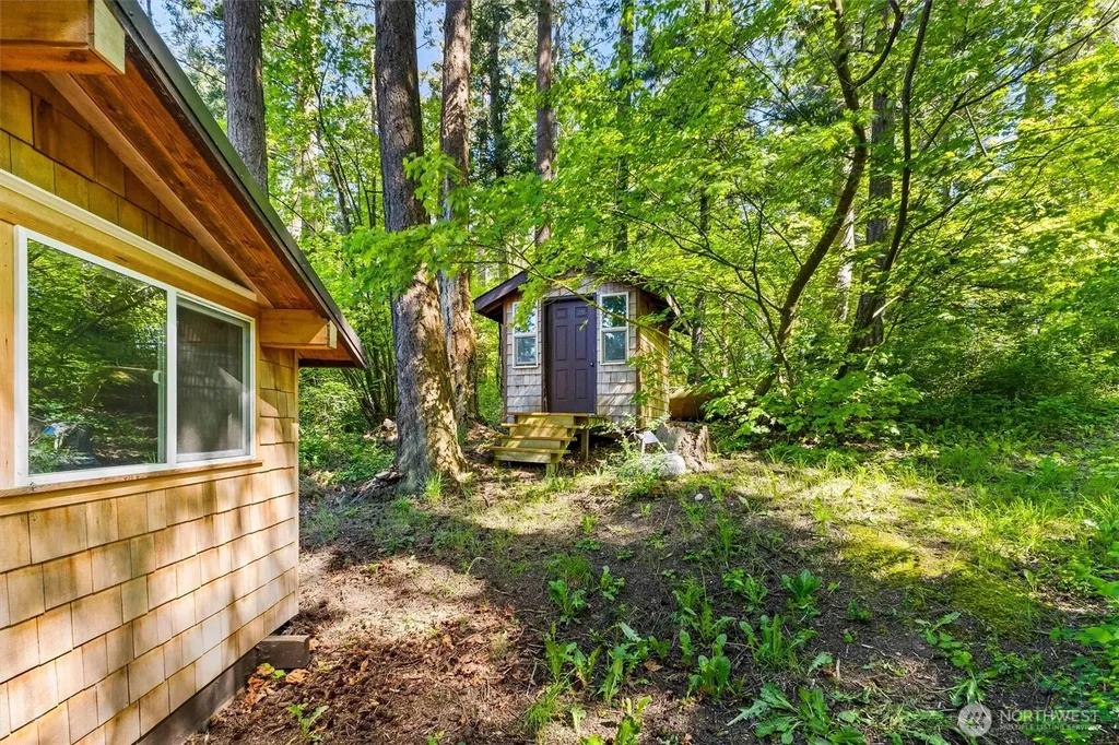 48 Eliza Island Bellingham WA 98226