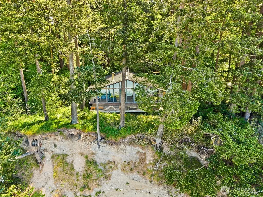 48 Eliza Island Bellingham WA 98226