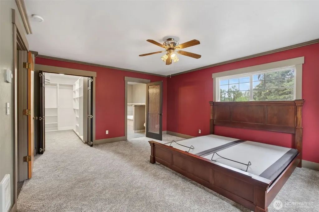 10320 James Road SW Rochester WA 98579