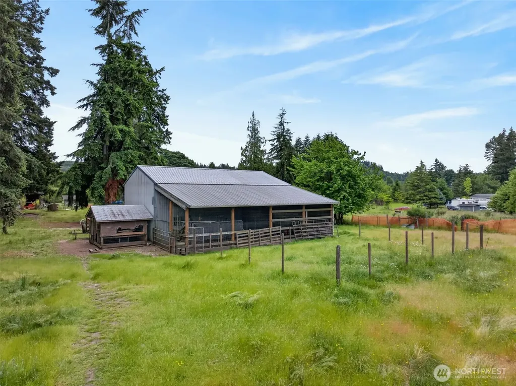 10320 James Road SW Rochester WA 98579