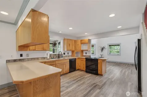 10320 James Road SW Rochester WA 98579