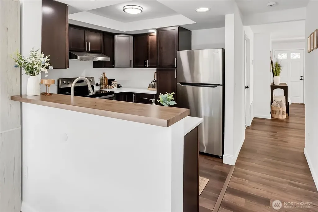 4180 244th Place SE Sammamish WA 98029