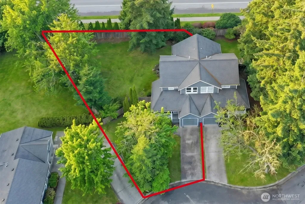 4180 244th Place SE Sammamish WA 98029
