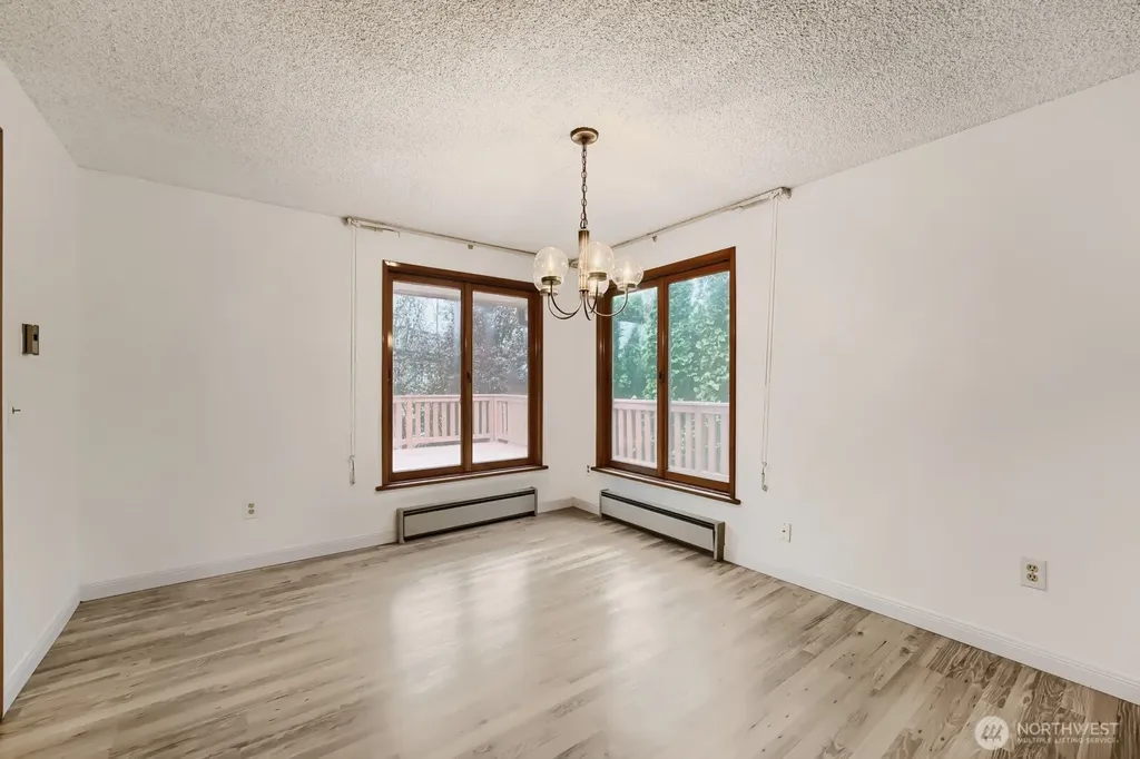 10412 SE 219th Street Kent WA 98031