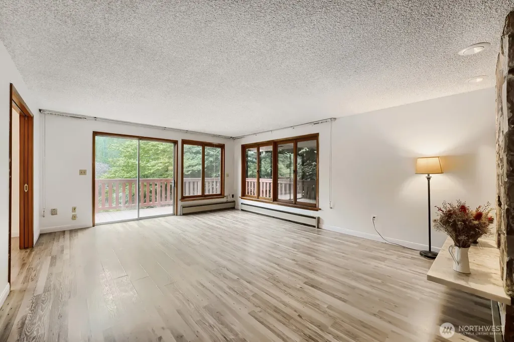 10412 SE 219th Street Kent WA 98031