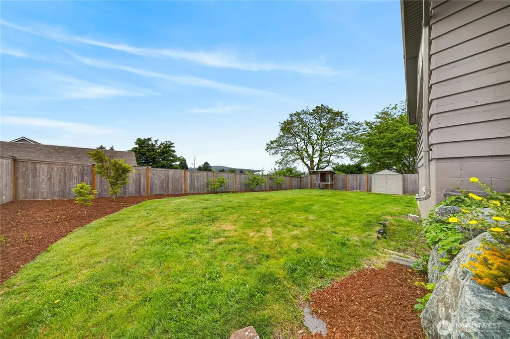 3918 S Avenue Anacortes WA 98221