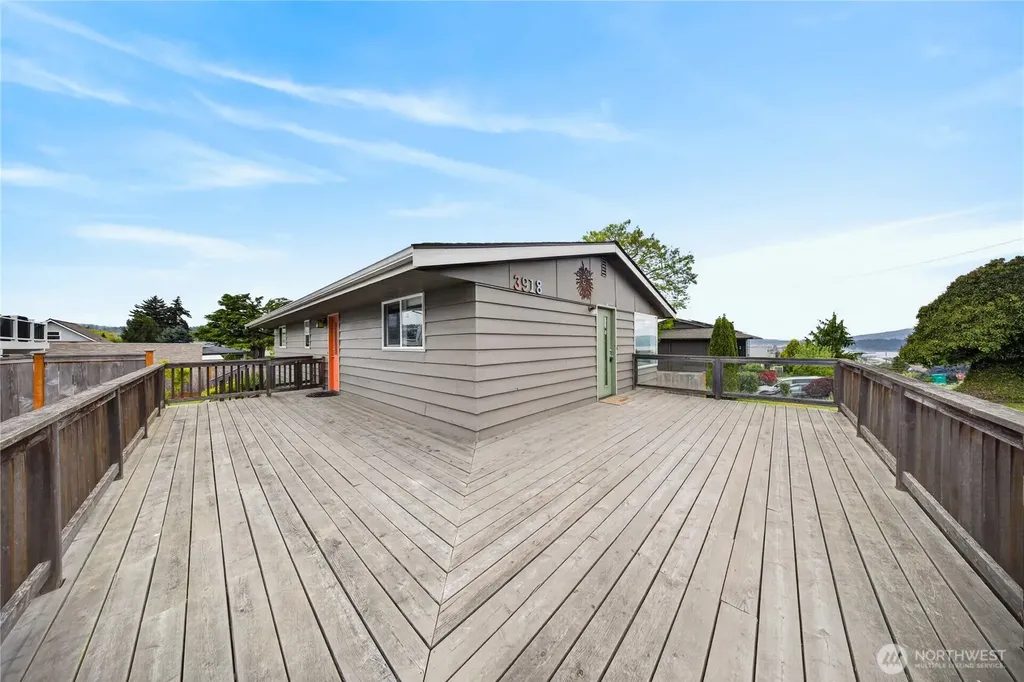 3918 S Avenue Anacortes WA 98221