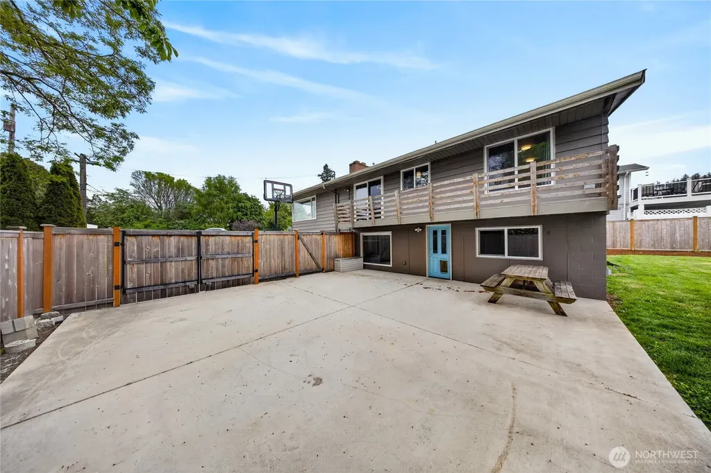3918 S Avenue Anacortes WA 98221