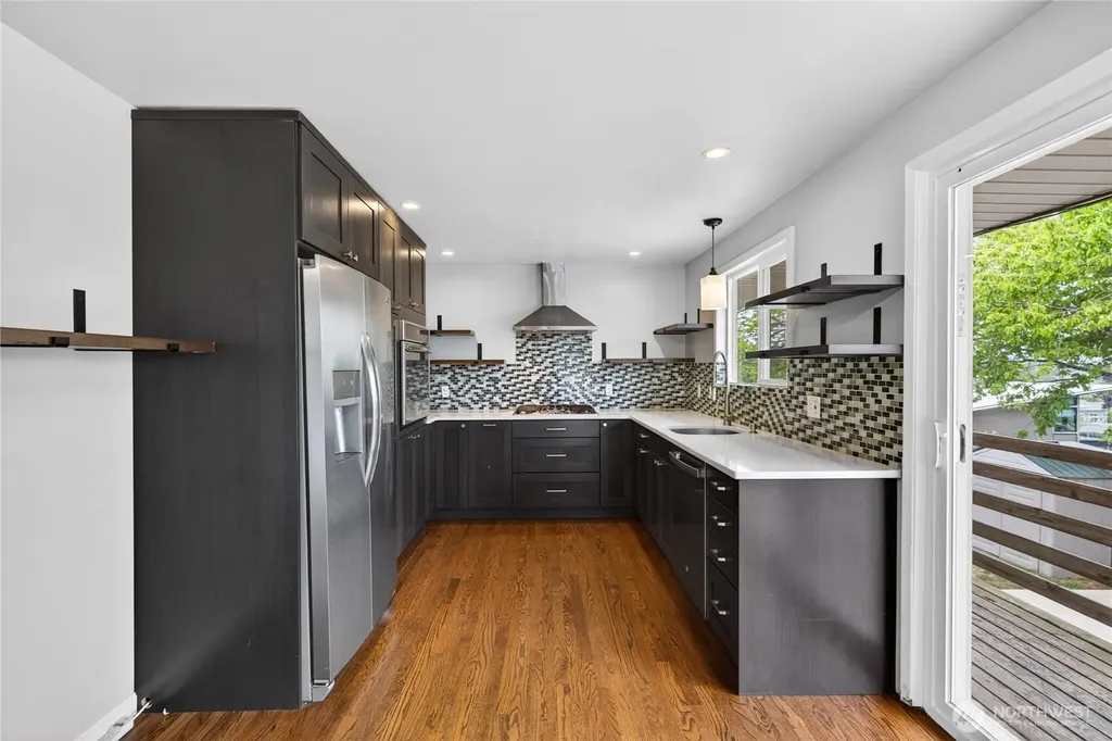 3918 S Avenue Anacortes WA 98221
