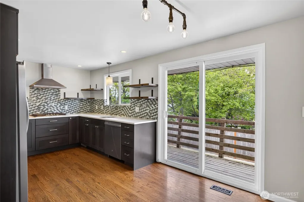 3918 S Avenue Anacortes WA 98221