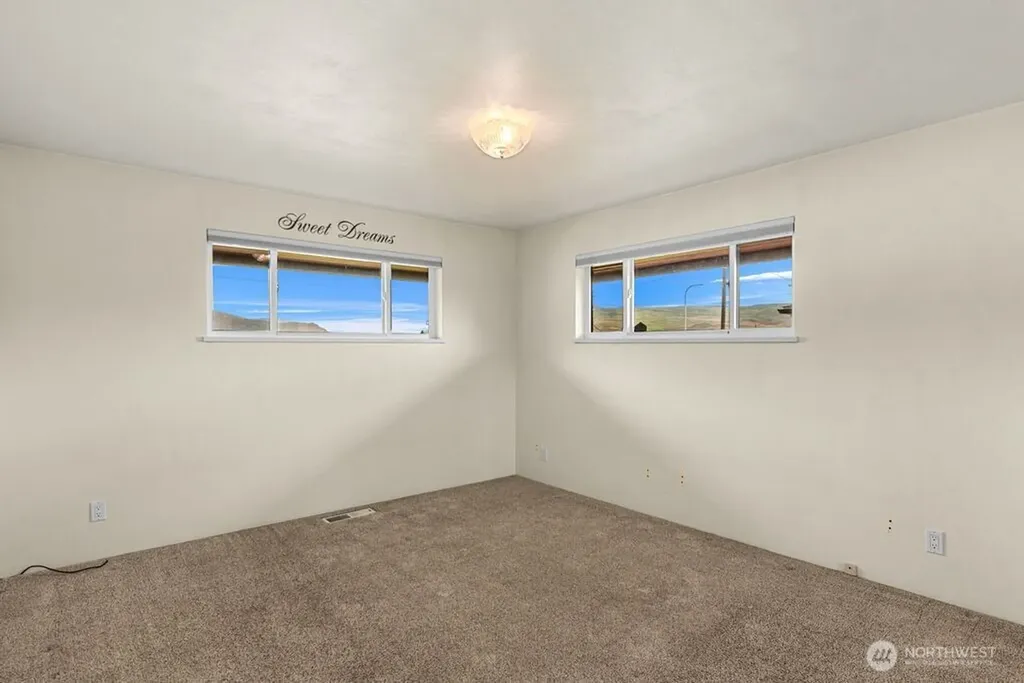 1909 Springwater Avenue Wenatchee WA 98801
