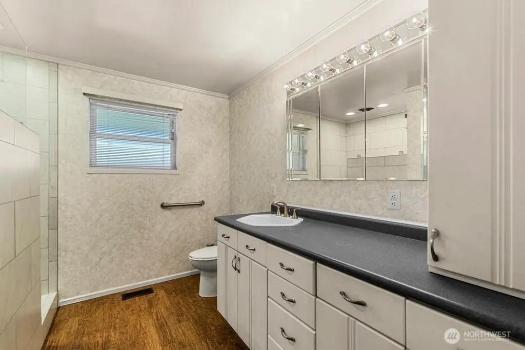 1909 Springwater Avenue Wenatchee WA 98801