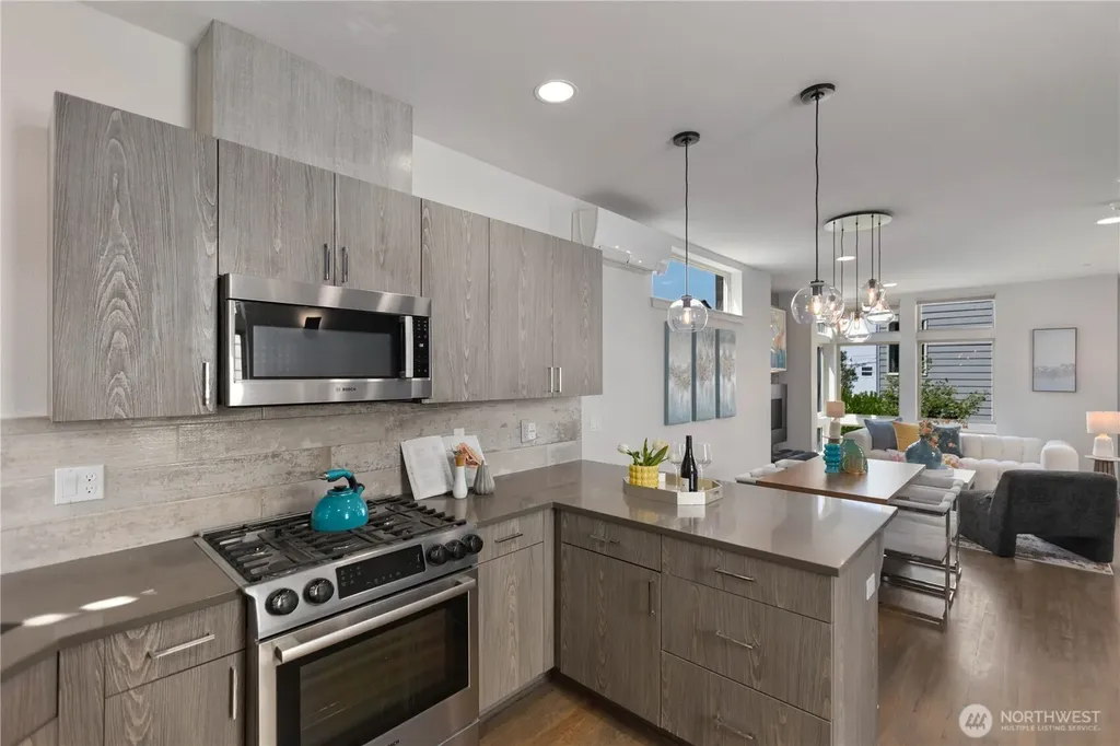 2227 NW 60th Street Seattle WA 98107