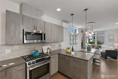 2227 NW 60th Street Seattle WA 98107