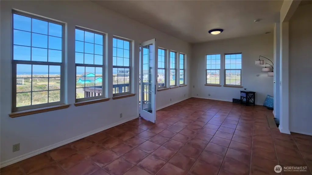 1140 Ocean Shores Boulevard SW Ocean Shores WA 98569