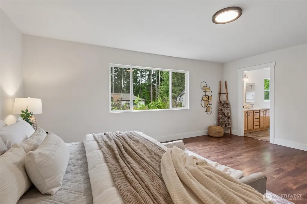 9237 NE 173rd Place Bothell WA 98011