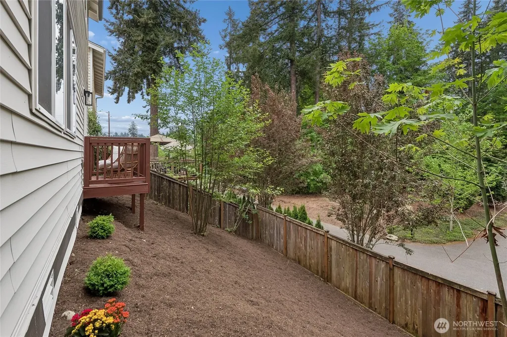9237 NE 173rd Place Bothell WA 98011
