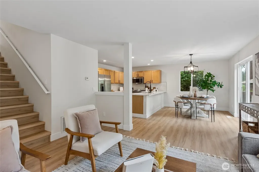 9237 NE 173rd Place Bothell WA 98011