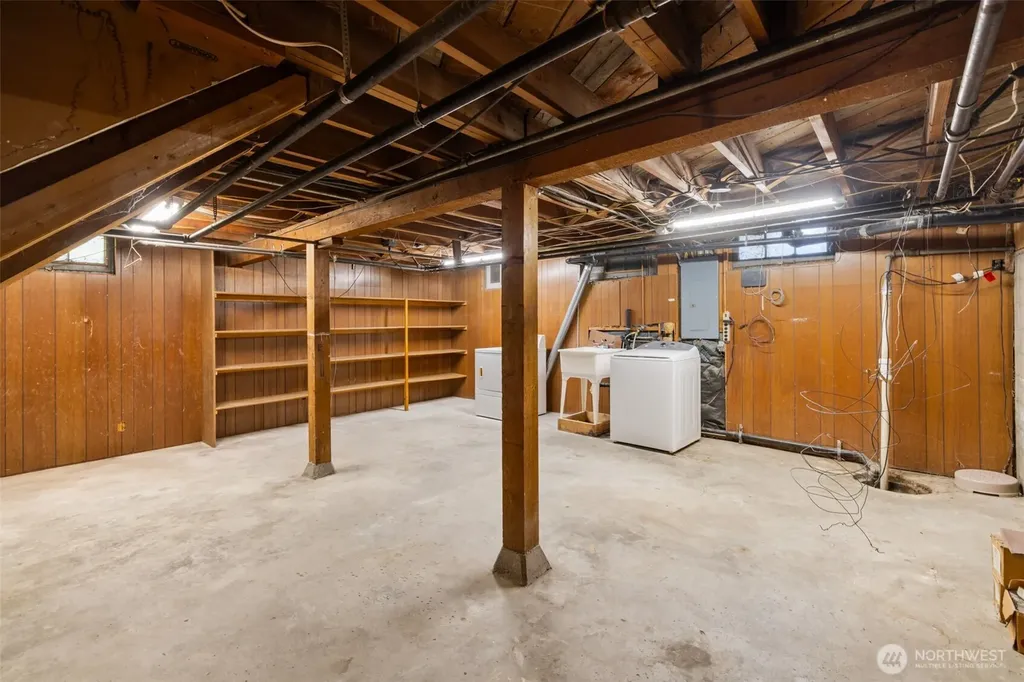 230 W 14th Street Port Angeles WA 98362