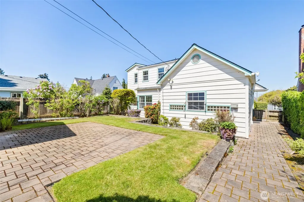 230 W 14th Street Port Angeles WA 98362