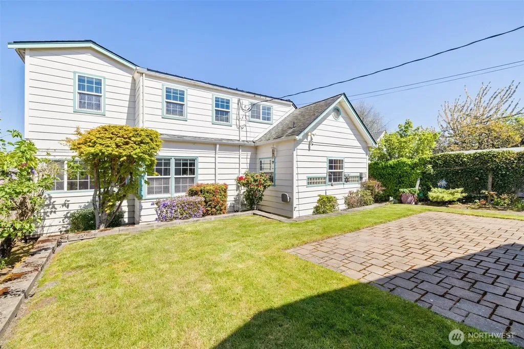 230 W 14th Street Port Angeles WA 98362