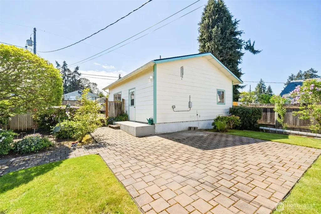 230 W 14th Street Port Angeles WA 98362