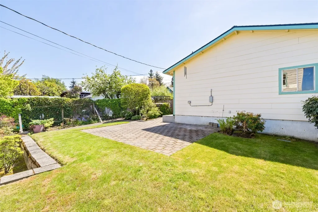 230 W 14th Street Port Angeles WA 98362