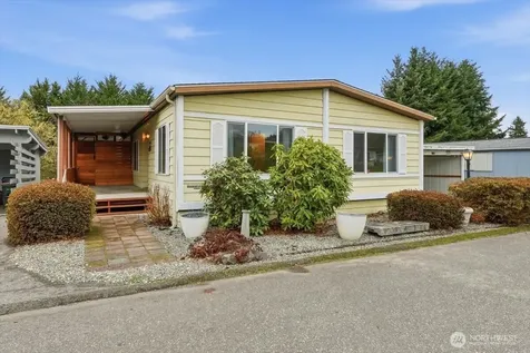 12322 122nd Avenue Ct E Puyallup WA 98374