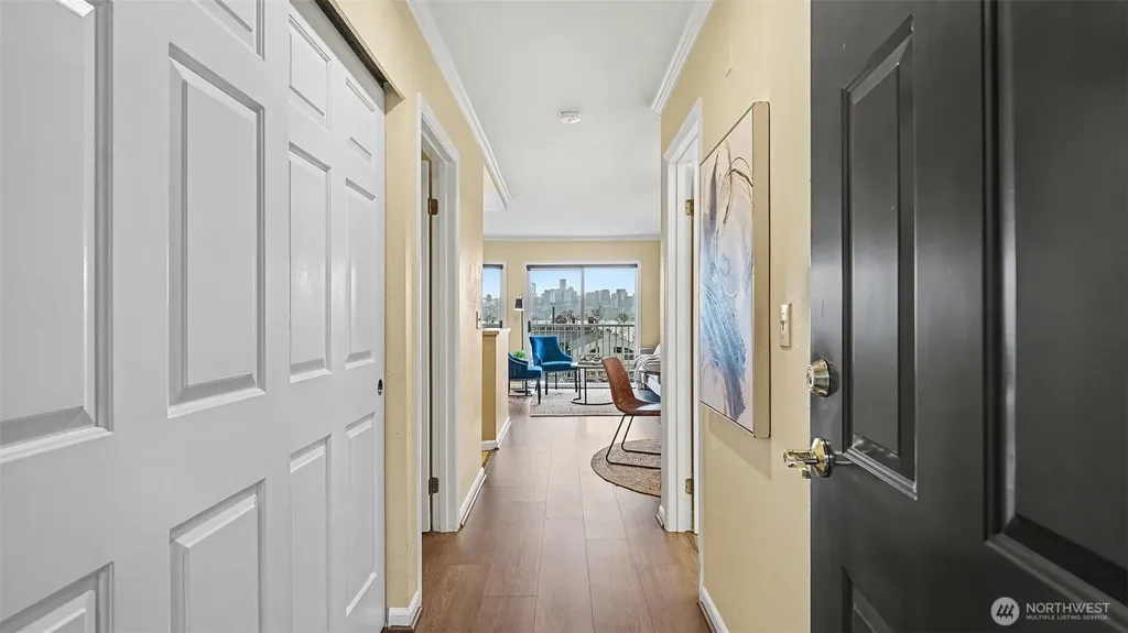 3420 Burke N Seattle WA 98103