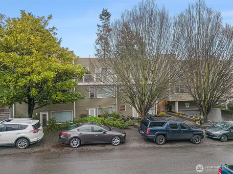 3420 Burke N Seattle WA 98103